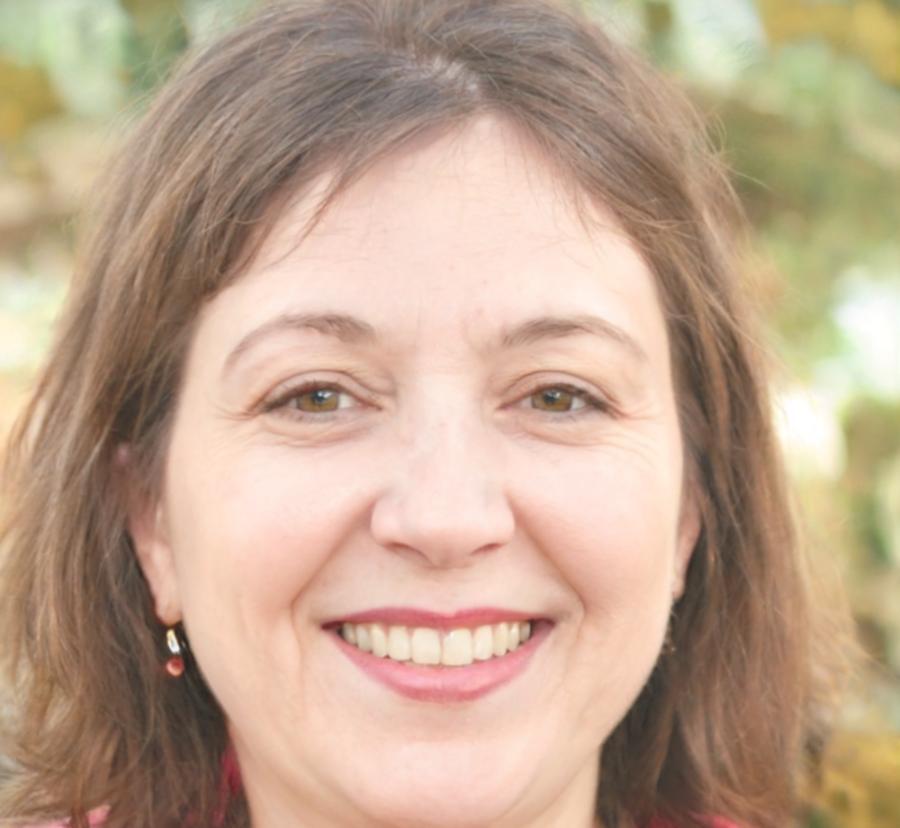 Nora Blackwood, Strategic Director at sondarivelo